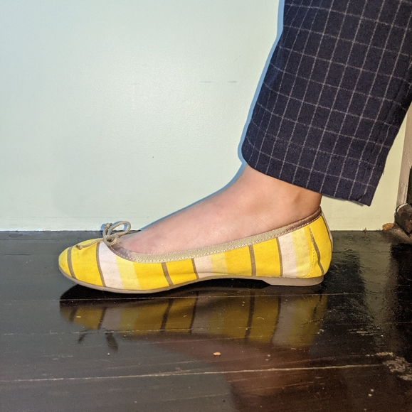 GAP Yellow Stripe Ballet Flats - Picture 12 of 12